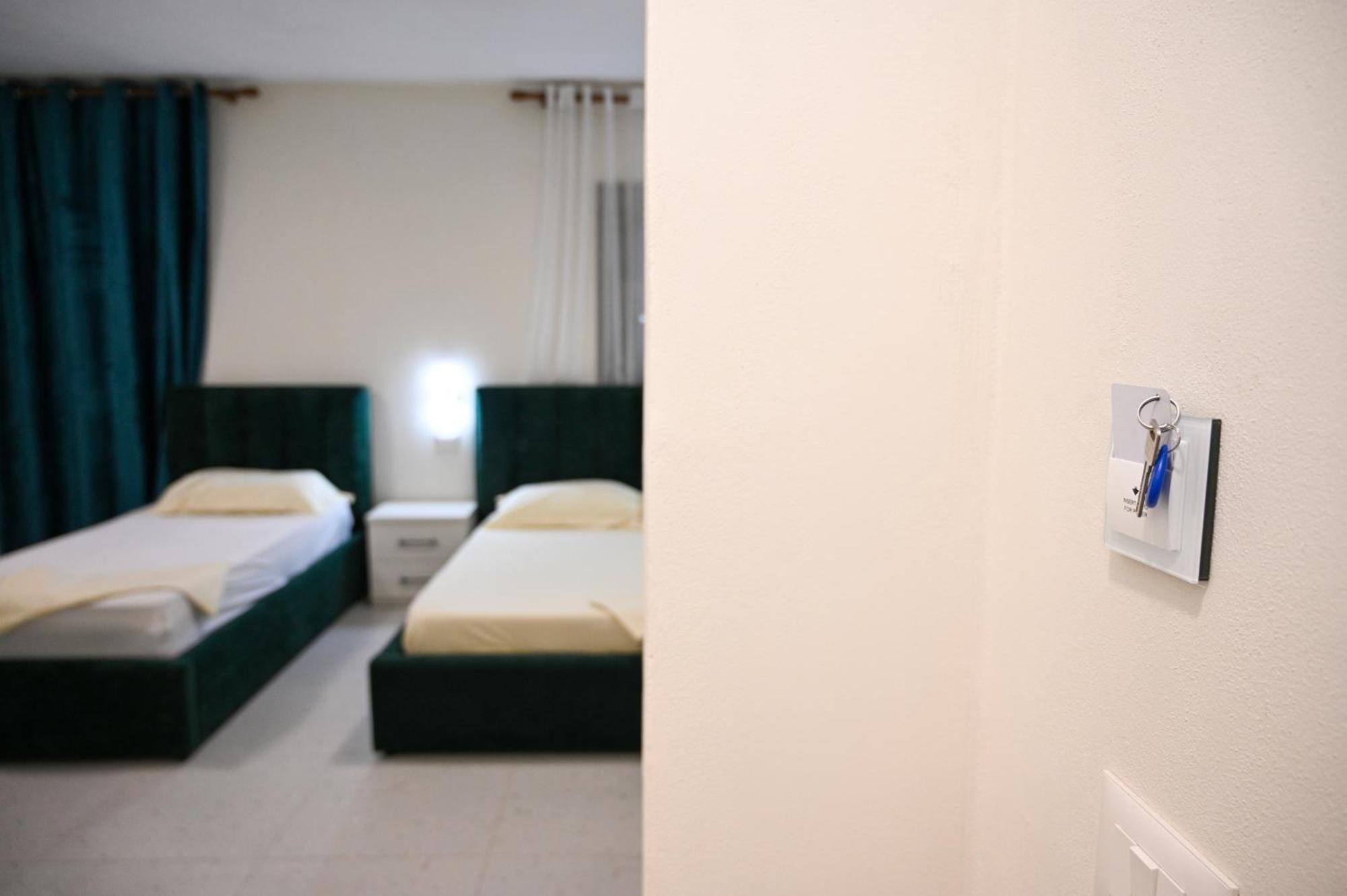 Vila Hoxha Durres Exterior photo
